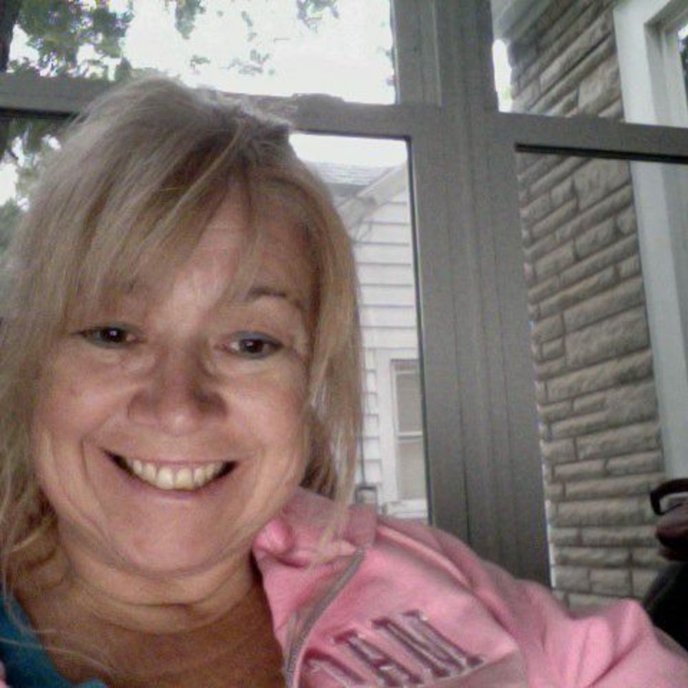 Meet your Posher, Debbie